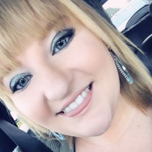 Meet your Posher, Chelsie